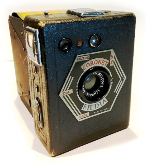 Vintage Coronet Fildia camera - 1