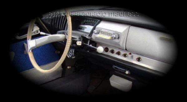 Autoradio RADIOMATIC montage CITROEN DS 1966