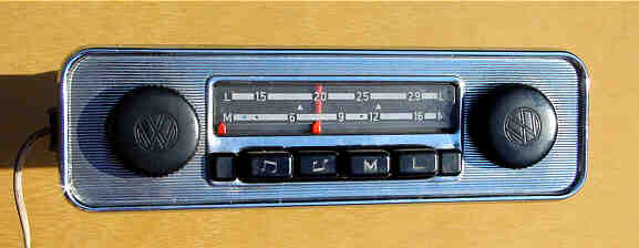 Vintage VW car radio - BLAUPUNKT typ Wolfsburg II - 1966