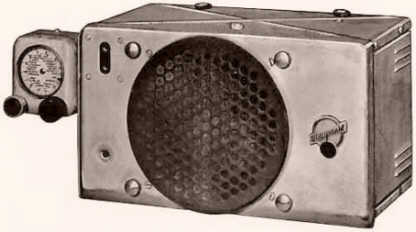 Very old BLAUPUNKT car radio - year 1937 - 7A78 model