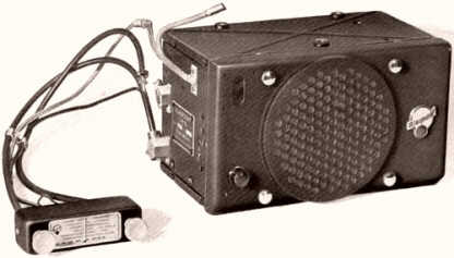 Very old BLAUPUNKT car radio - year 1939 - 7A79 model