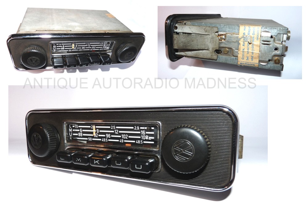 Vintage VW  car radio GRUNDIG - 111 035 109 - 1969