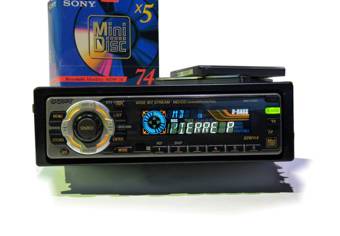Autoradio vintage MiniDisc SONY type MDX-CA580 - 2000