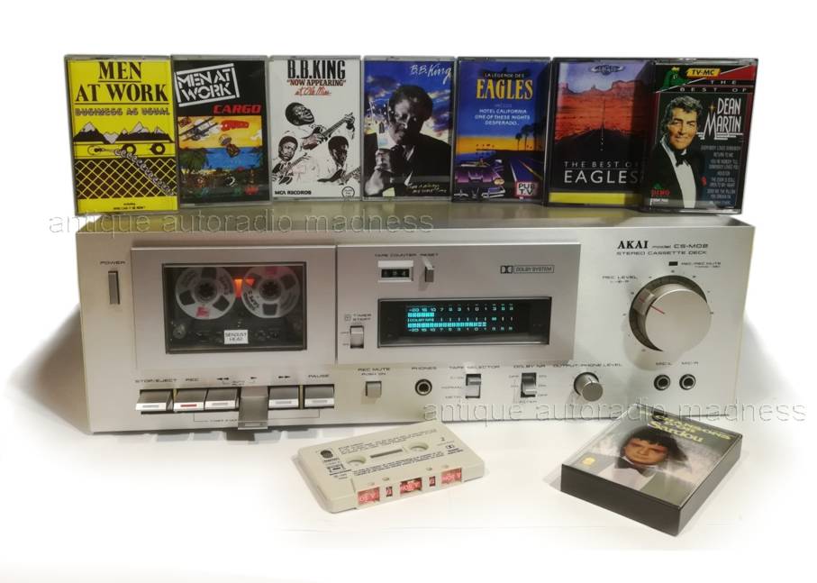 Deck audio cassette tape stereo model: AKAI CS-M02 -1