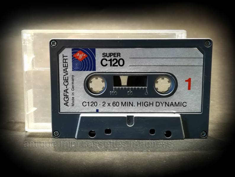Minicassette audio AGFA Super C120 - High Dynamic (1972)
