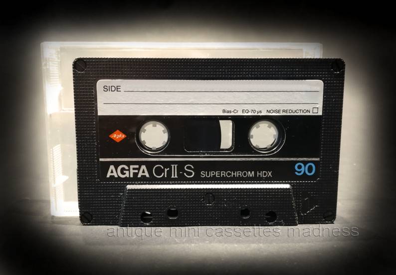 Compact cassette AGFA modle CrII-S Superchrom HDX  90 (1982) 