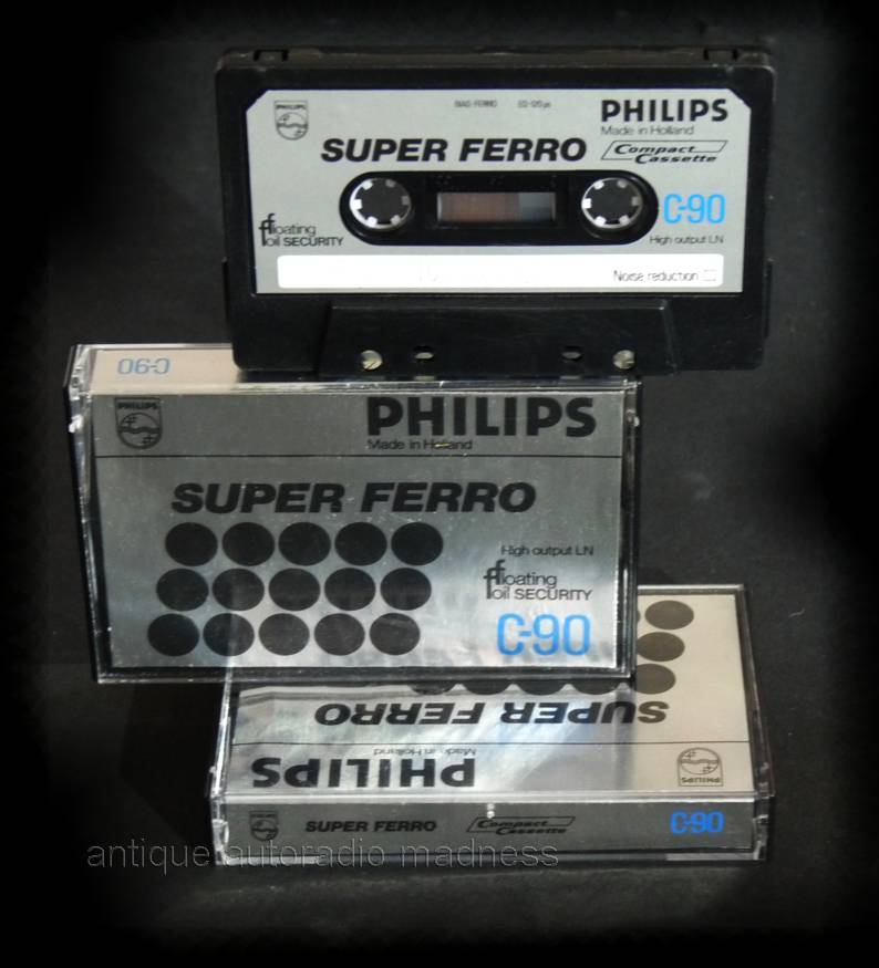 Audio tape mini cassette PHILIPS (1978) type SuperFerro C 90 - pochette chrome