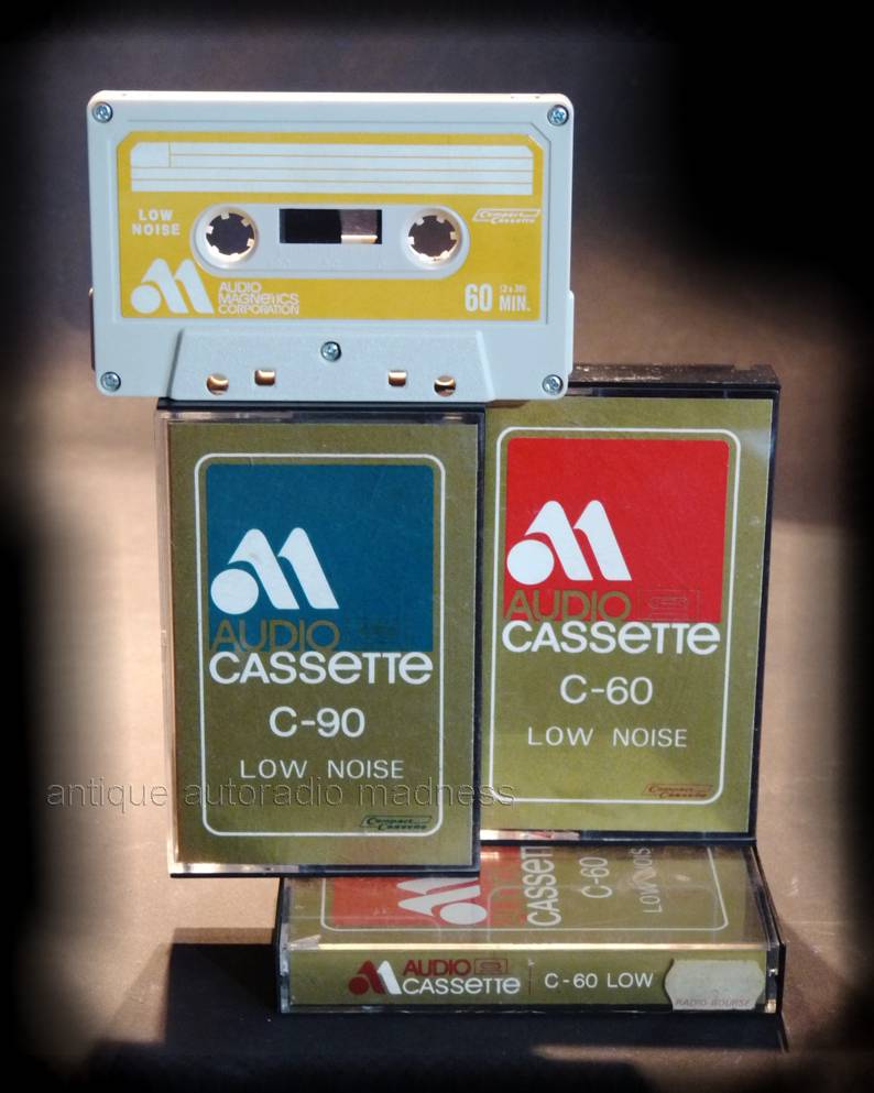 AUDIO MAGNETICS : 1970 Compact audio cassette Low Noise 60 & 90