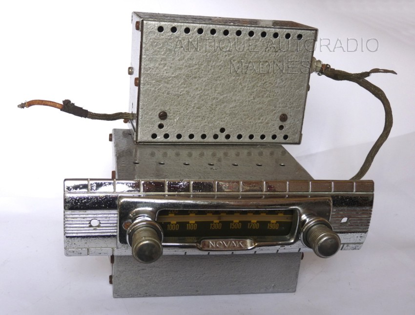 Oldschool NOVAK car radio 1952 - Solid Chrome car radio - 2
