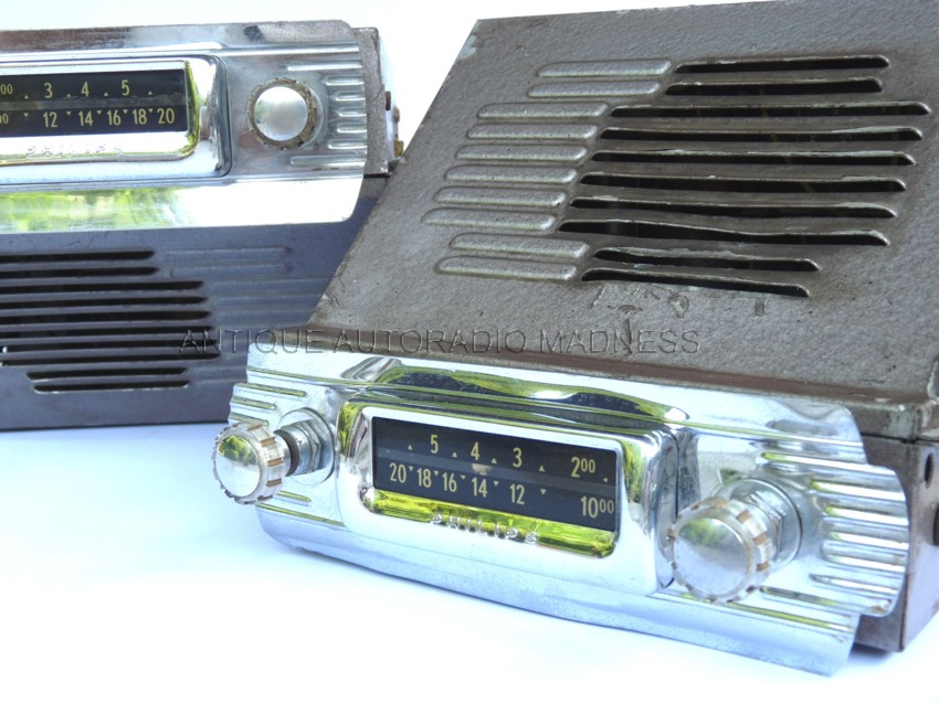 Old school PHILIPS car radio model NX 493 V -1