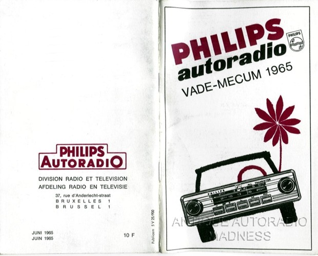 Old PHILIPS car radio Vade Mecum year 1965