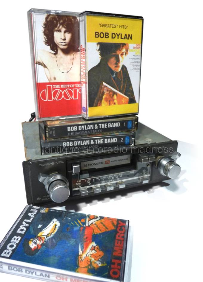 Oldschool PIONEER car stereo model KP-4230 - 1983 - 2