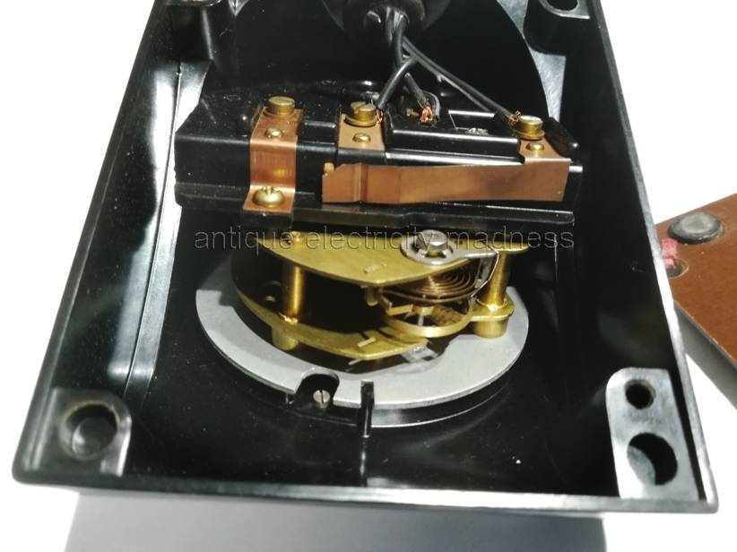 Minuterie ancienne électro-mécanique en bakélite pour laboratoires de développement photographique - 4