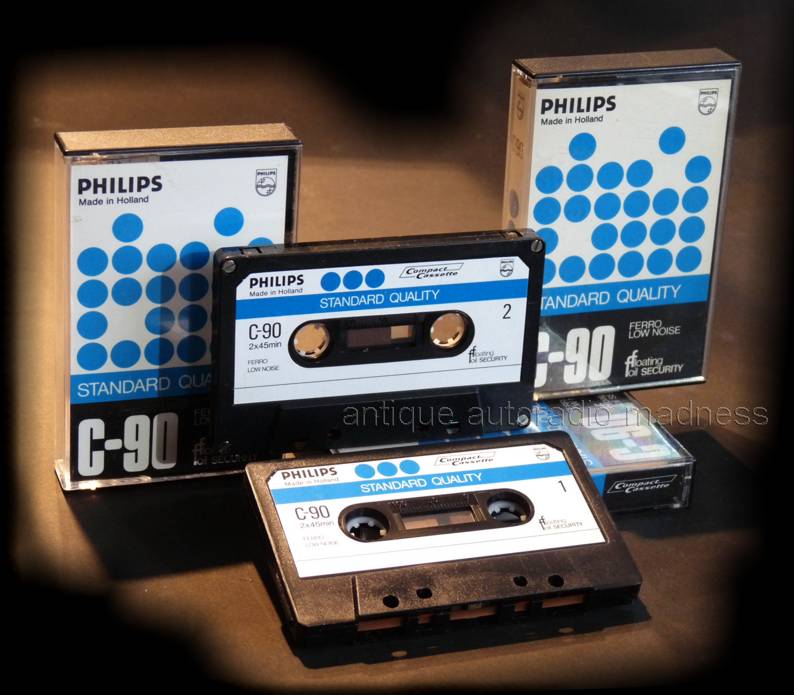 Mini cassette audio PHILIPS type Standard Quality C-90 (1975) - New - 2